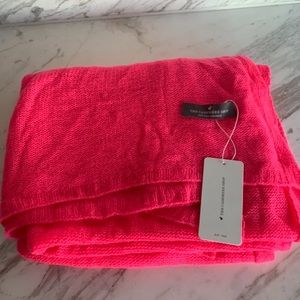 Cashmere Shop Scarf